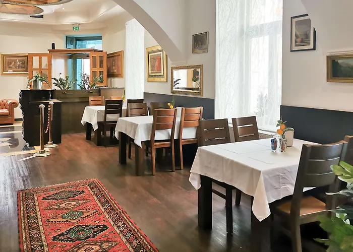 Ekono By Leva Strasser