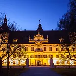 Strasser Hotel 3*