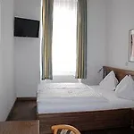Strasser 3* Graz