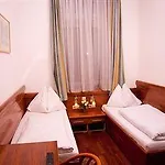 Strasser Hotel