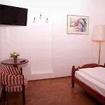 Strasser Hotel 3*