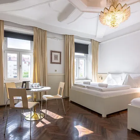 Hotel Western Strasser 3*