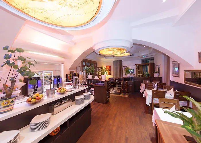 Otel Ekono By Leva Strasser