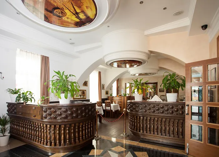 Ekono By Leva Strasser