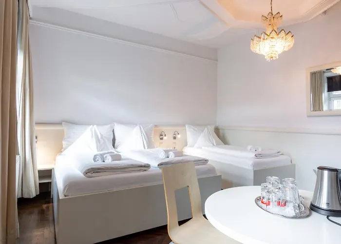 Ekono By Leva Strasser