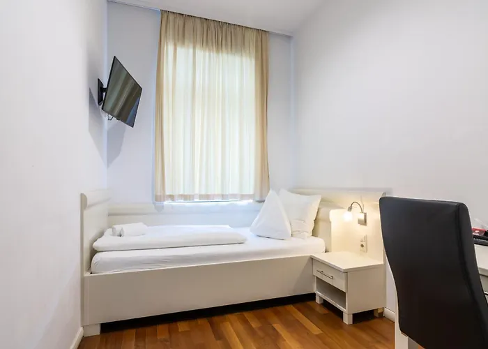 Ekono By Leva Strasser Otel 3*