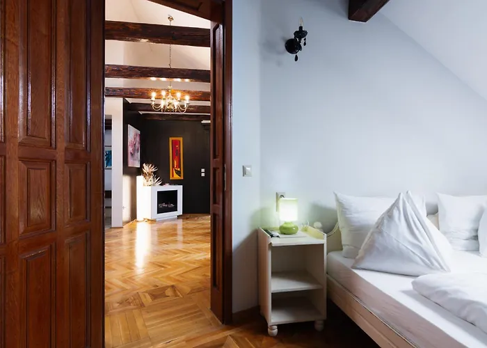 Otel Ekono By Leva Strasser 3*