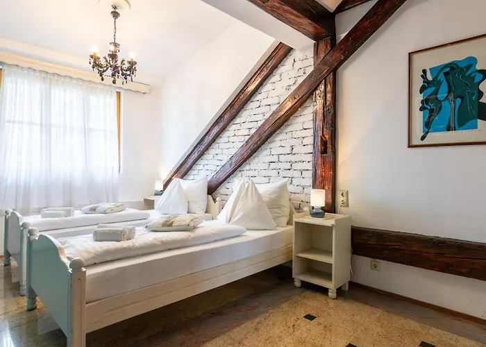 Ekono By Leva Strasser 3*