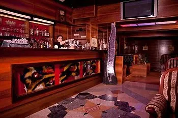 Ekono By Leva Strasser