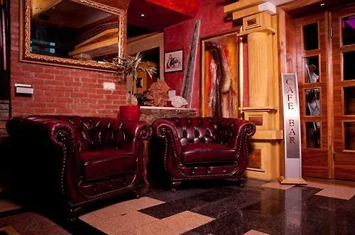 Otel Ekono By Leva Strasser 3*