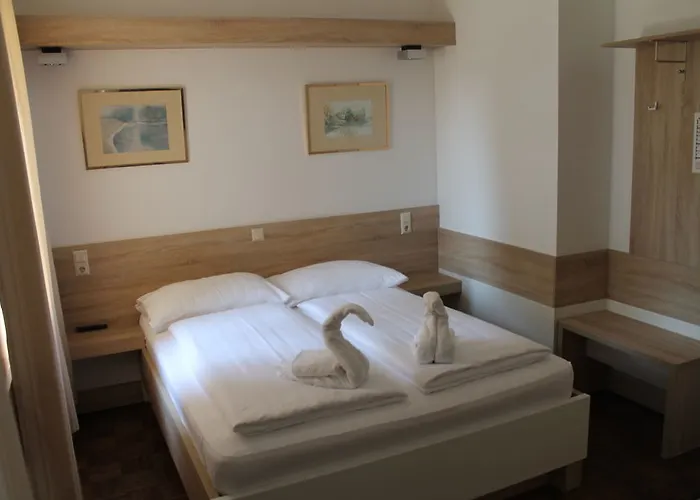 Hotell Ekono By Leva Strasser Graz