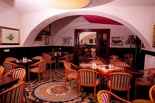 Ekono By Leva Strasser 3*